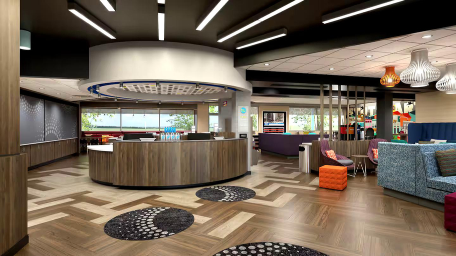 Public Area 2, Tru By Hilton Charlotte Tyvola I-77, Mecklenburg