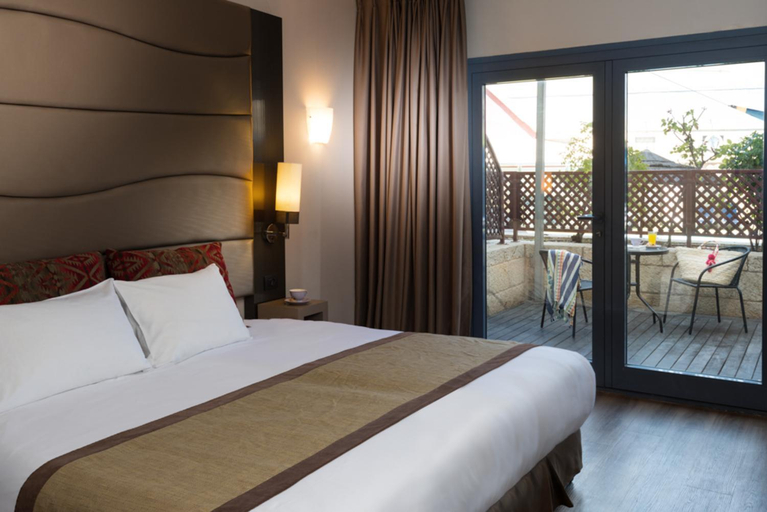Bedroom 2, Leonardo Hotel Jerusalem, Jerusalem