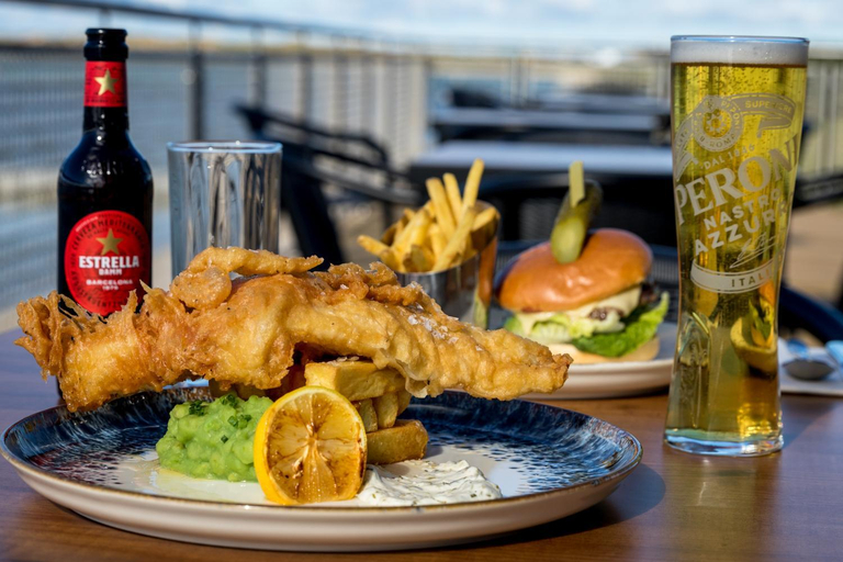 Food & Drinks 5, The Lake House, Sefton