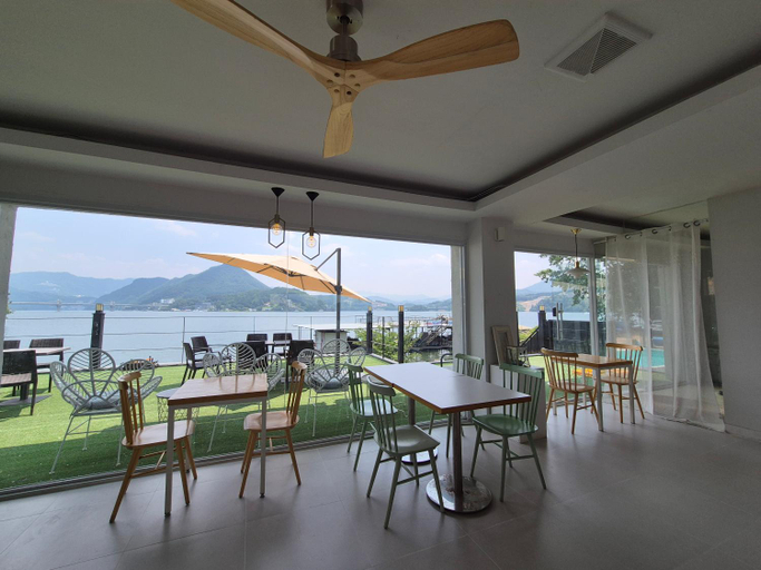 Food & Drinks 5, Interlaken Stay, Gapyeong