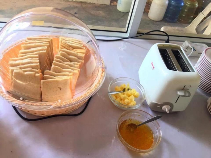 Food & Drinks 5, KP Hotel Udonthani, Kumphawapi