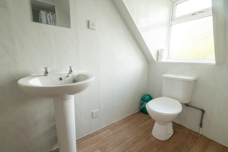 Bathroom 3, Moonside Rooms, Lincolnshire