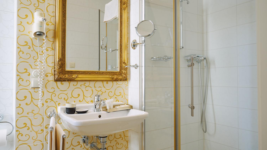 Bathroom 2, Hotel Monet - Das Kunsthotel an der Lahn, Rhein-Lahn-Kreis
