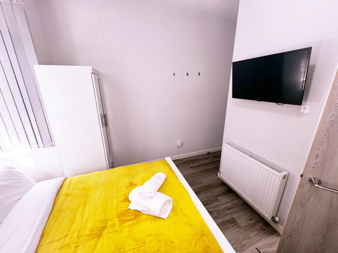 Bedroom 2, 51 Kingsway Coventry CV2 4FF, Coventry