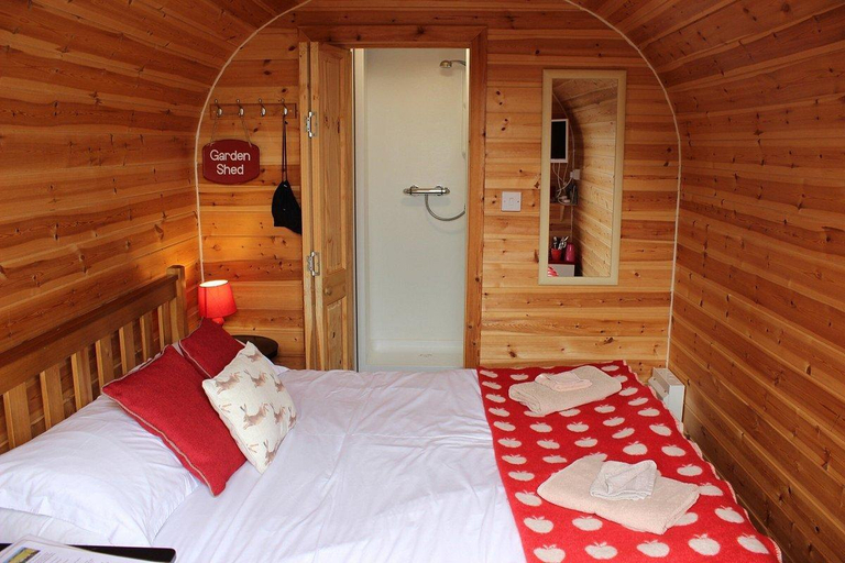 Bedroom 2, Sea and Mountain Luxury Glamping Pods, Gwynedd
