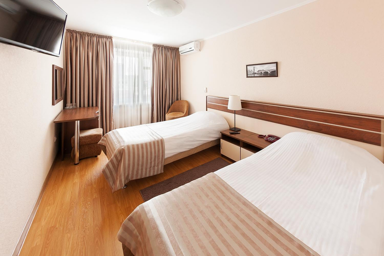 Others 4, Moskva Hotel, Krasnodar gorsovet