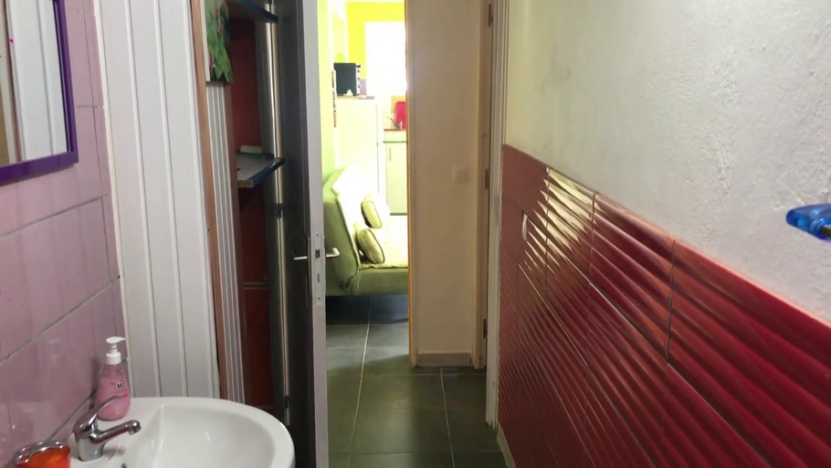 Bathroom 2, Domaine De Titine, La Trinité