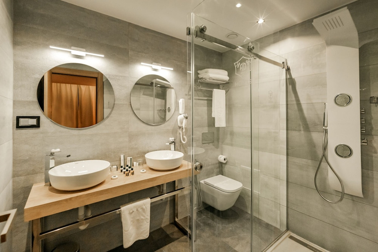 Bathroom 4, AD Hotel, Hydra, El Achour