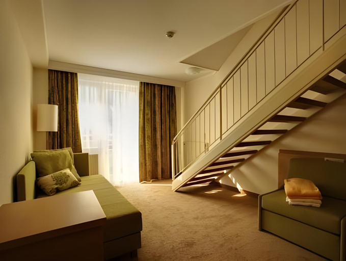 Bedroom 3, Robinson Landskron, Villach