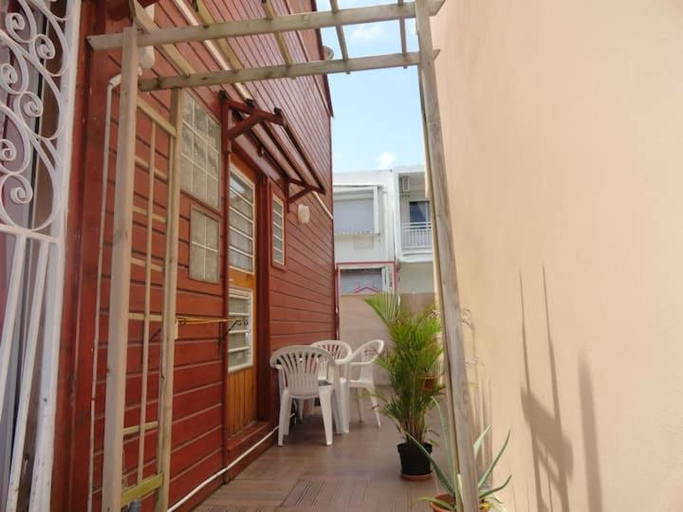 Others 3, Smart-lidays'mini-dorm, Sainte-Anne