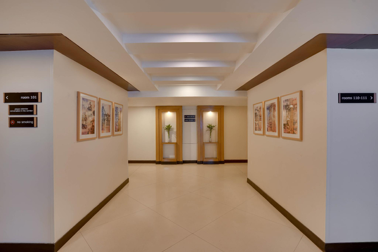 Public Area 2, Lemon Tree Hotel Centre Point Jamshedpur, Purbi Singhbhum
