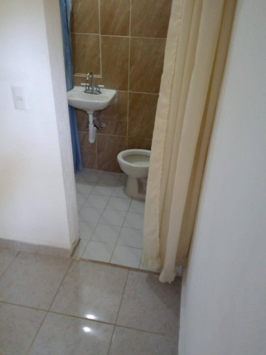 Bathroom, Lodging And Tranquility, Puente de Ixtla