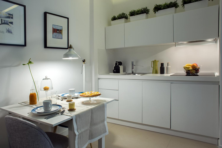 Others 2, Starhost - PETIT B&B, Salerno