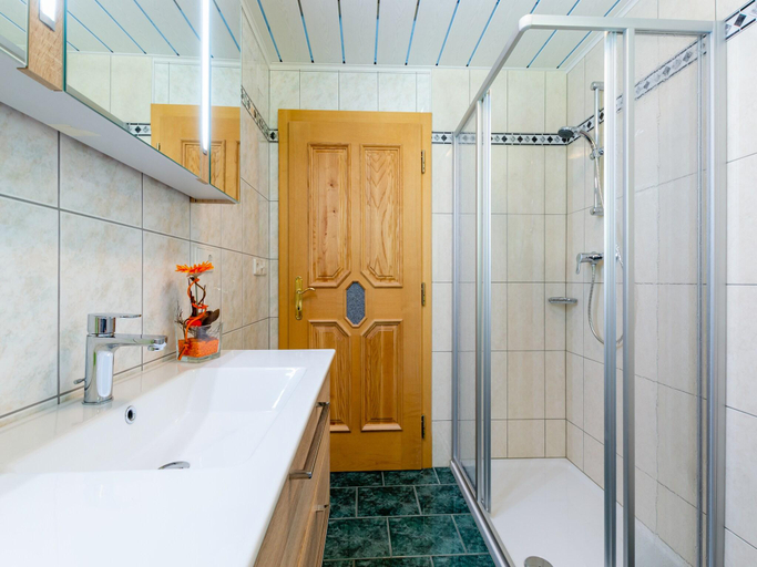 Bathroom, Chalet in Wald near Zillertal Ski Area, Zell am See