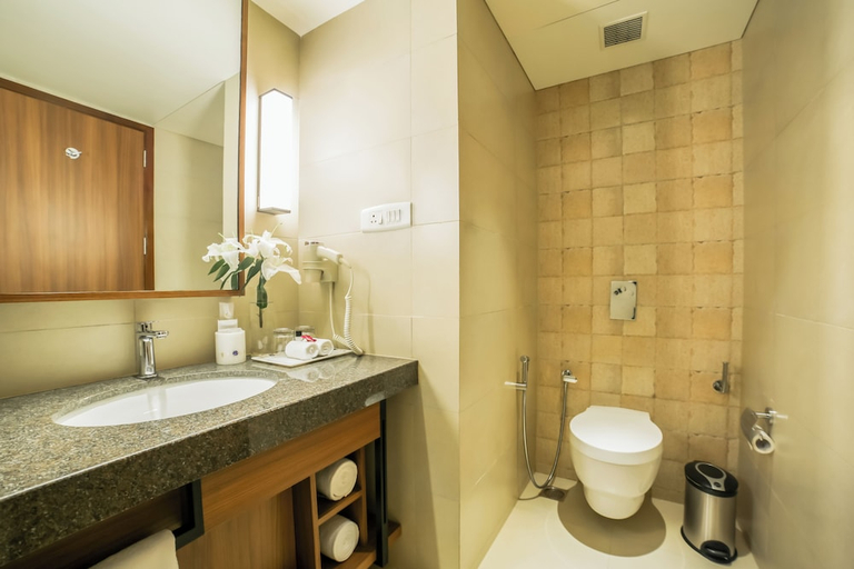 Bathroom 5, Club Mahindra Assonora - Goa , North Goa