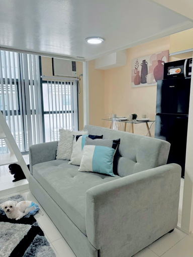 Others 4, Mcki Stay in Mckinley Hills, Taguig