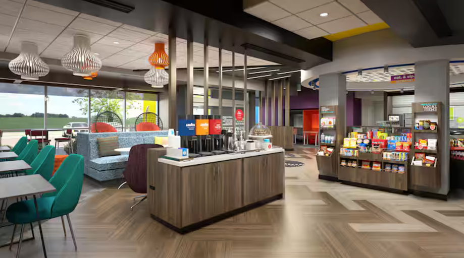 Food & Drinks 3, Tru By Hilton Gananoque, On, Leeds and Grenville