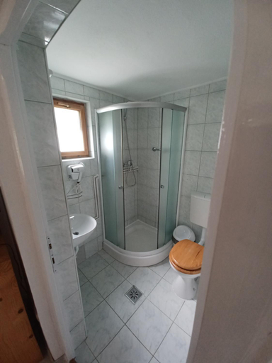 Bathroom 3, Green, Sovata