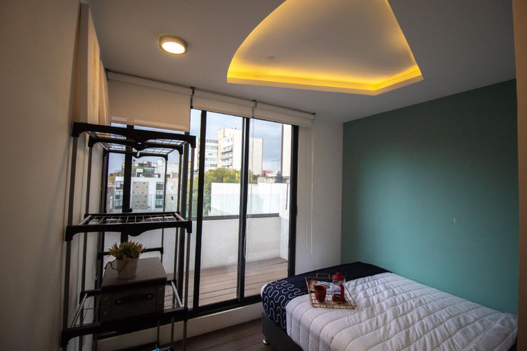 Bedroom 2, Singular Socrates, Naucalpan de Juárez