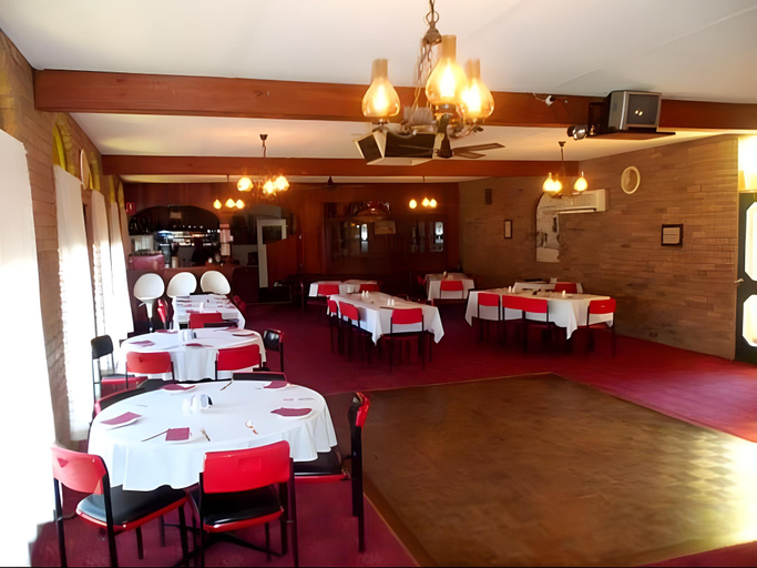 Food & Drinks 4, Wedderburn Goldseeker Motel, Loddon - South