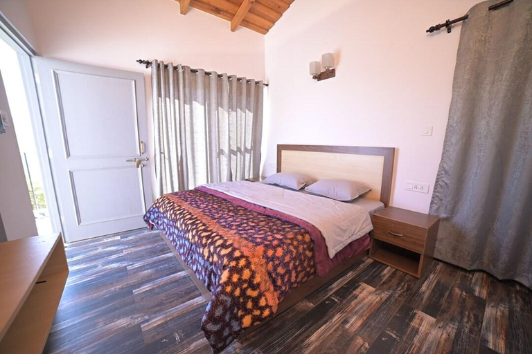 Bedroom 2, Oak n Ridge Resort, Nainital