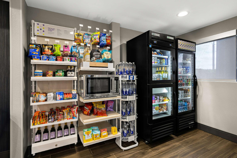 Food & Drinks 5, Spark by Hilton Tifton, Tift