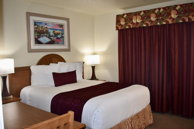 Bedroom 2, Club Sevilla, Osceola
