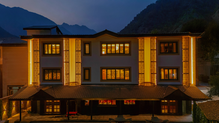 General view 2, The Vale Lodge, Anantnag