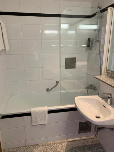 Bathroom 4, Hotel Attaché, Wien