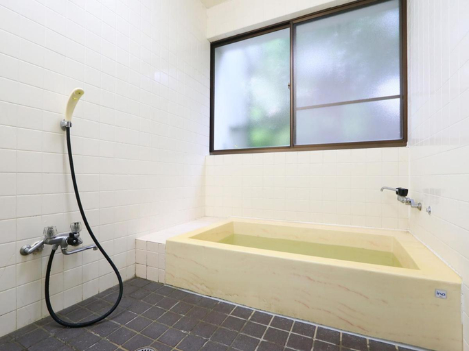 Bathroom 3, Kawaguchiko Inn Yesterday, Fujikawaguchiko