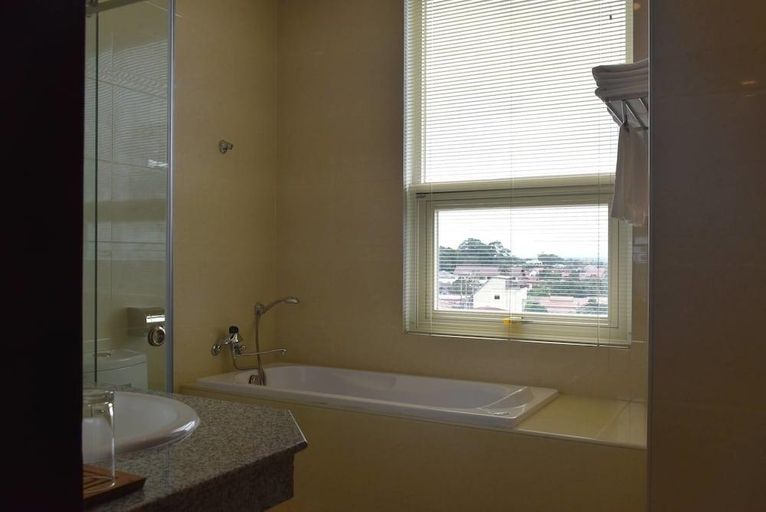 Bathroom, The Park Vientiane, Vientiane