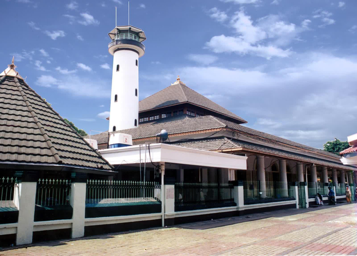 Others 3, Graha Teras Syariah, Surabaya