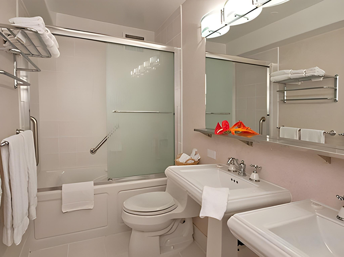 Bathroom 4, Ilima Hotel, Honolulu