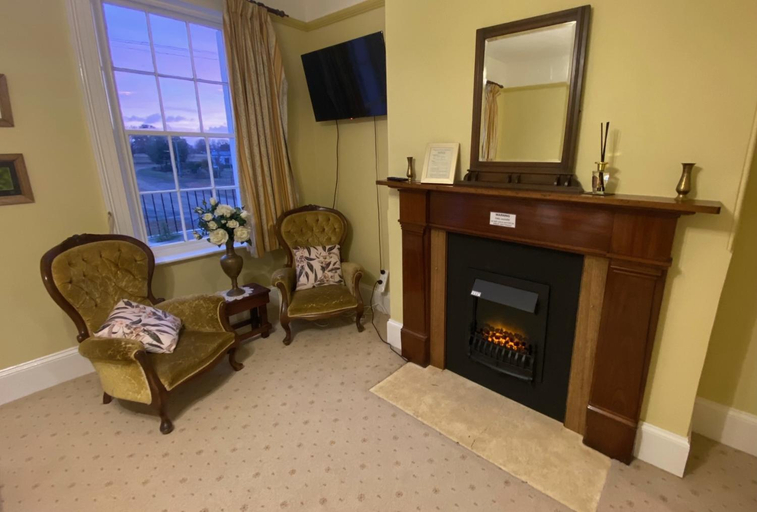 Others 3, Fitzpatrick's Inn, Meander Valley
