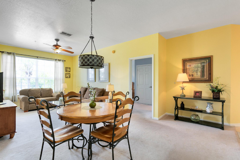 4, Close to Disney Condo 3 Bed 2 Bath, Osceola