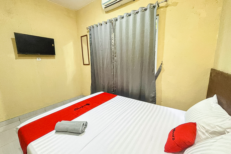 Bedroom 5, RedDoorz near RS Hermina Tangerang, Tangerang