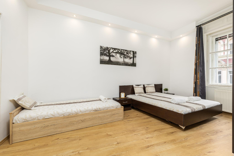 Bedroom 2, Real Apartments Kertesz, Budapesti