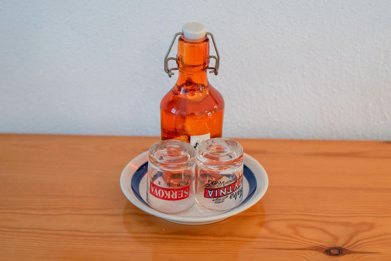 Food & Drinks 5, Studios Prombona To Petrino Spiti, South Aegean