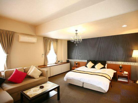 Others 5, Royal Garden Hotel, Anan