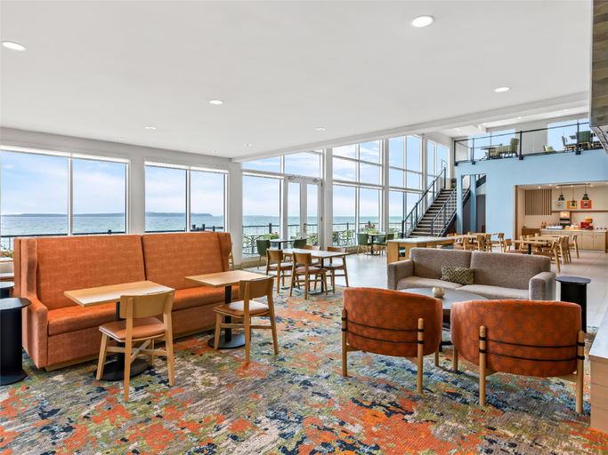 Public Area 2, Hampton Inn St Ignace Lakefront Mackinac, Mackinac