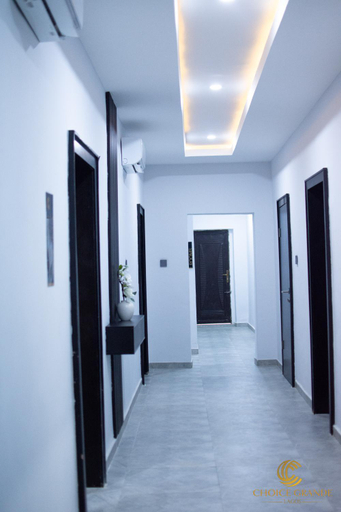 Others 5, Choice Grande Lagos, Kosofe