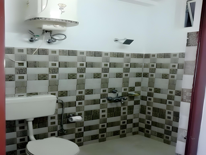 Bathroom 2, Best Holiday Home, East Khasi Hills