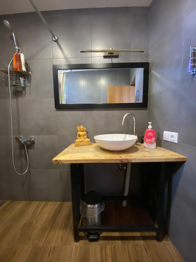 Others 2, Gallery Guesthouse, Yerevan