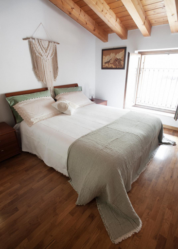 Others 3, B&B In Contra, Verona