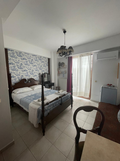 2, 4lions Studio check -in after 16:00, Crete