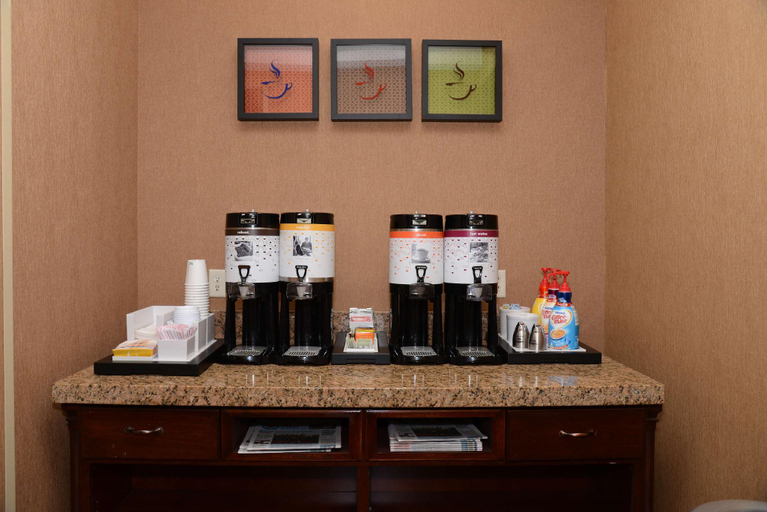 Food & Drinks 5, Hampton Inn Americus, Sumter