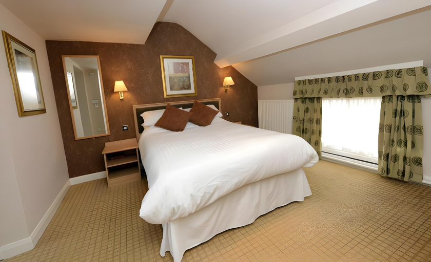 Bedroom 2, The Vine hotel by THEGREATVINE Ltd, Staffordshire