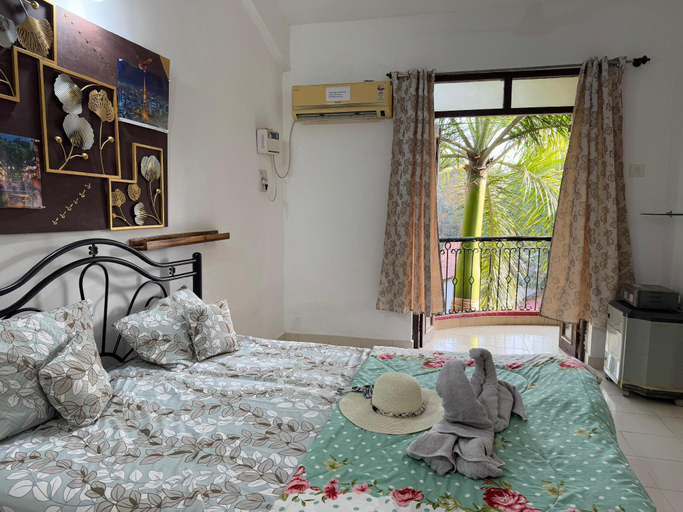 Bedroom 2, 2Bhk Apartment in Candolim, North Goa