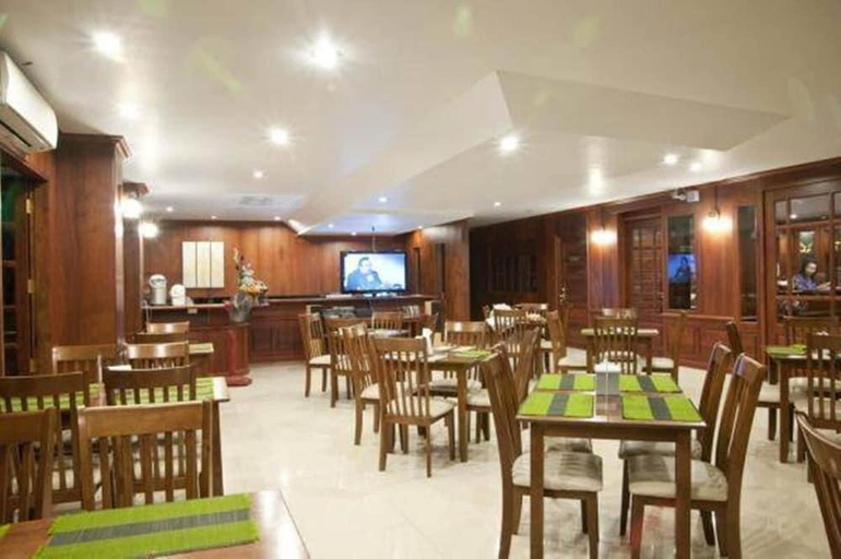 Food & Drinks 5, Baankhunchiangmai Hotel, Muang Chiang Mai