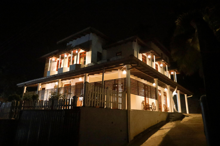 Others 5, Stellar Inn, Yatinuwara